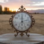 Qu’est-ce qu’une heure miroir et comment interpréter ses messages cachés selon la voyance